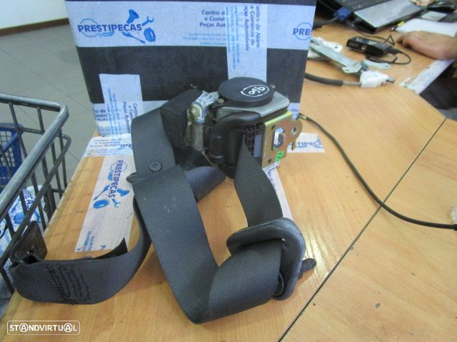 Pre-Tensor 8200309239 RENAULT GRAND SCENIC 2005 TE - 2