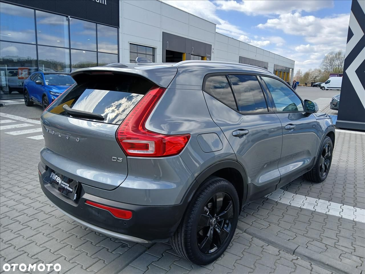 Volvo XC 40 D3 SCR Momentum - 3