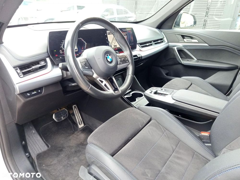 BMW X1 2023 photo 2