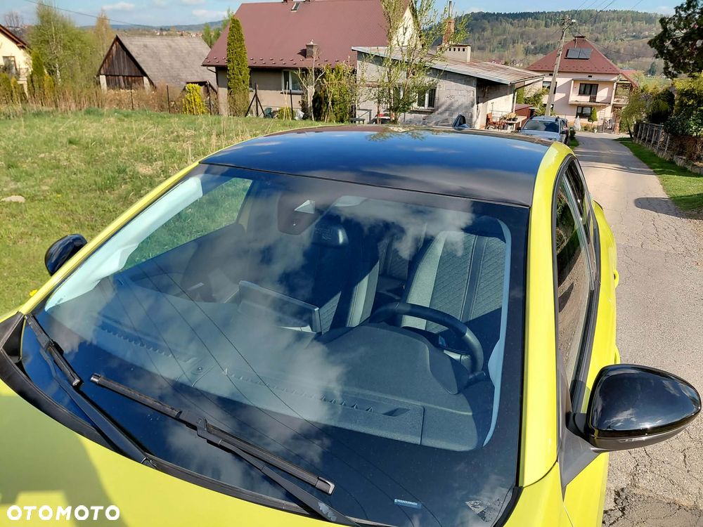 Peugeot 208 Elektromotor 136 GT - 12