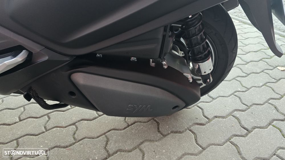 Sym MAXSYM 600 Executive ABS - 8