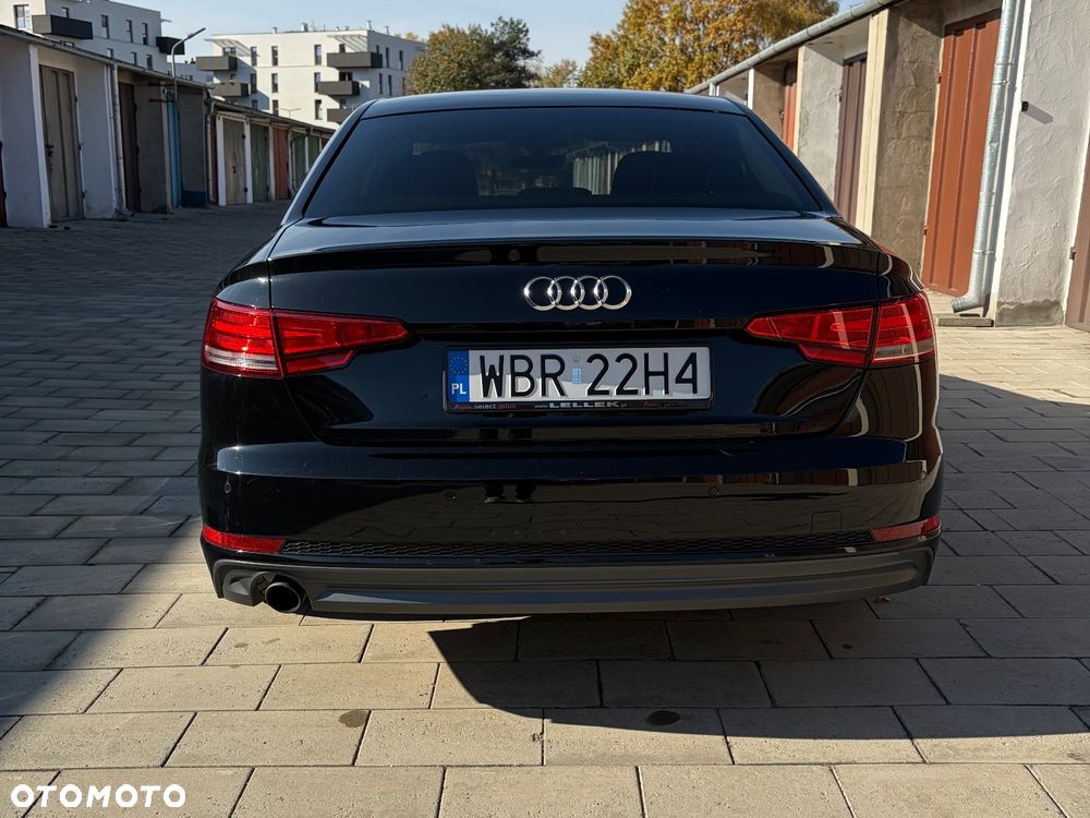 Audi A4 2016 photo 4