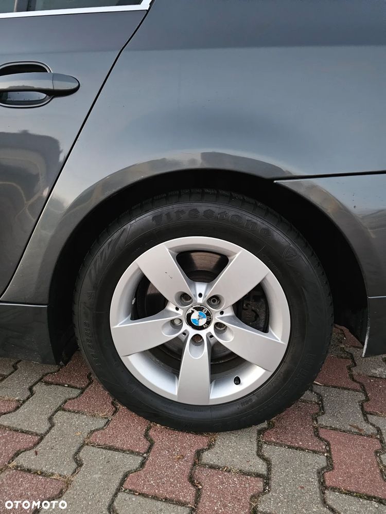BMW Seria 5 520d Touring - 16