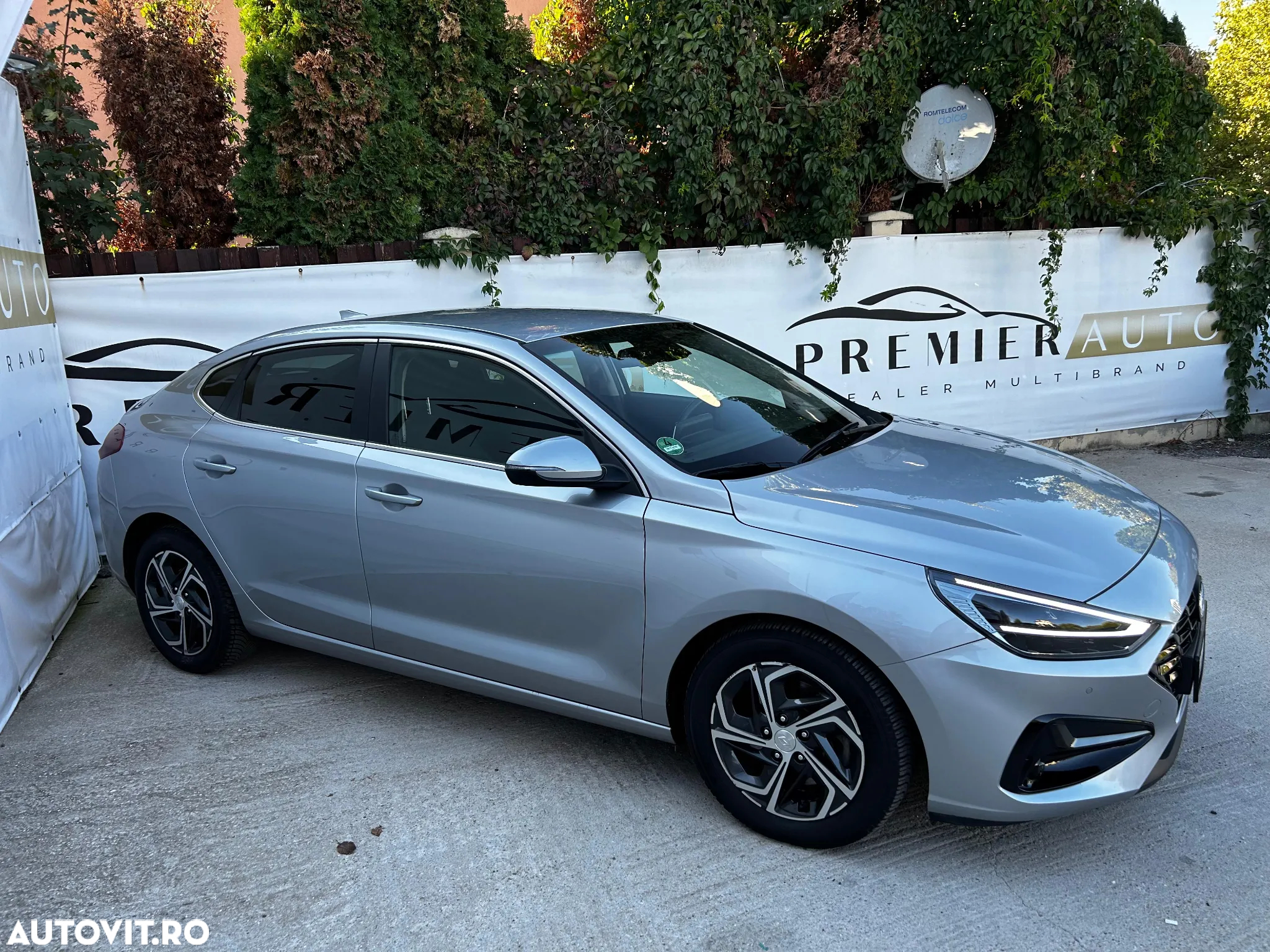Hyundai i30 1.0 T-GDI DCT Connect & Go - 4