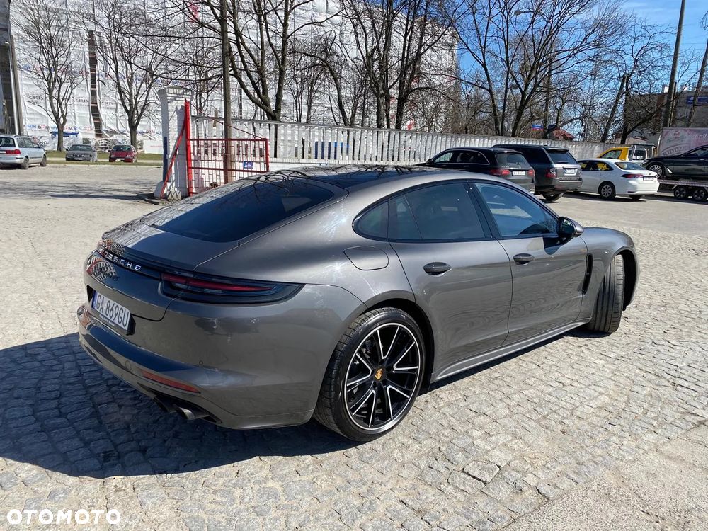Porsche Panamera 4S - 2
