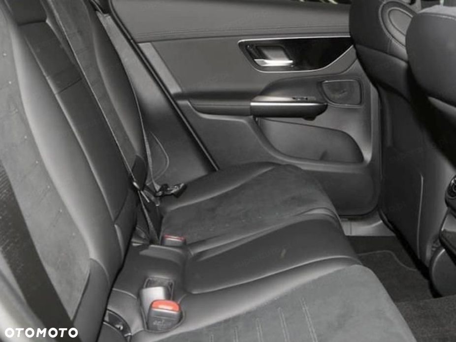 Mercedes-Benz GLC 220 d mHEV 4-Matic AMG Line - 13