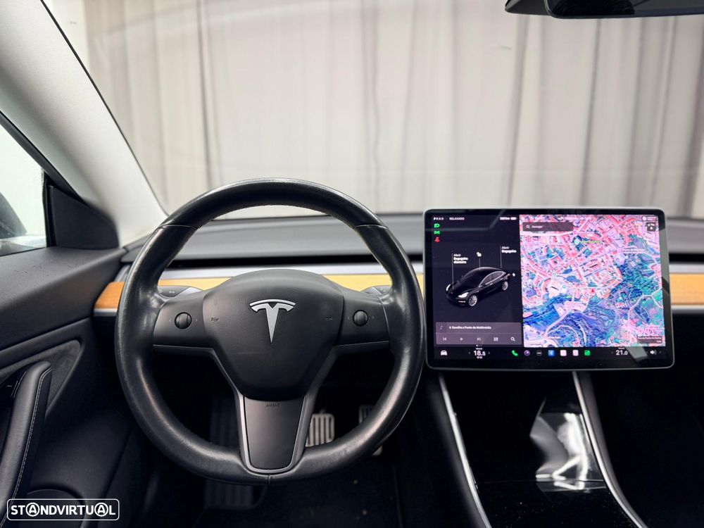 Tesla Model 3 Long-Range Dual Motor AWD - 16