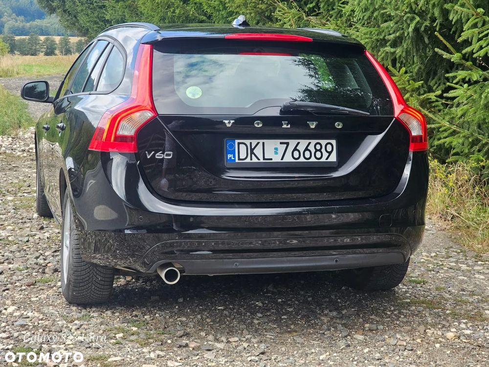 Volvo V60 D2 Drive-E Momentum - 2