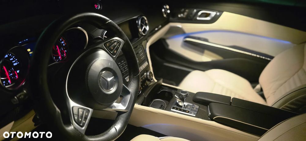 Mercedes-Benz SL - 11