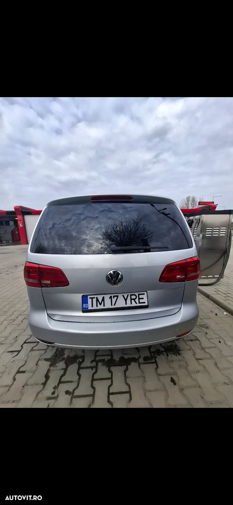 Volkswagen Touran 1.6 TDI Comfortline - 4