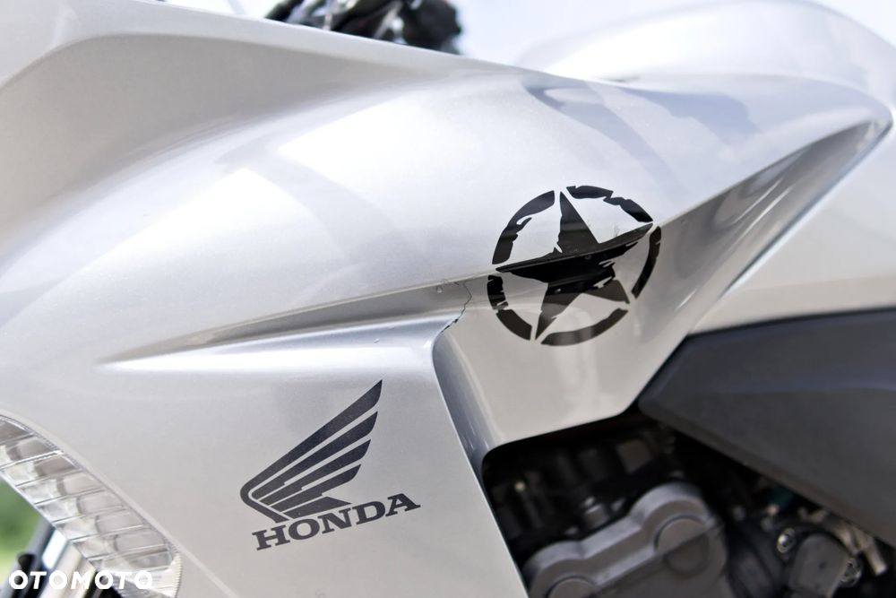 Honda CBF - 8