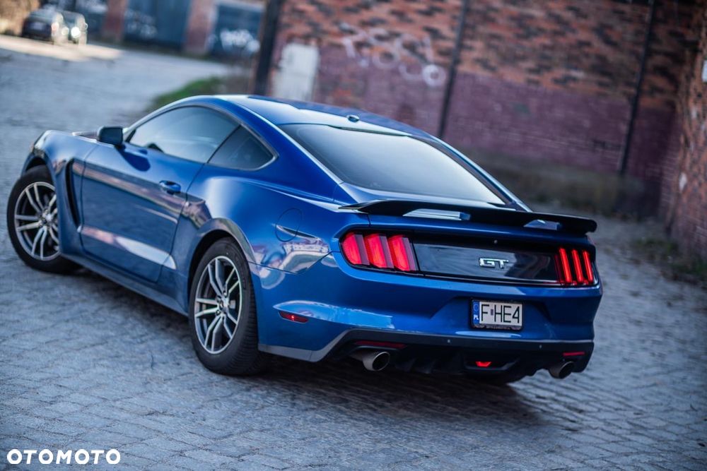 Ford Mustang 5.0 V8 GT - 20