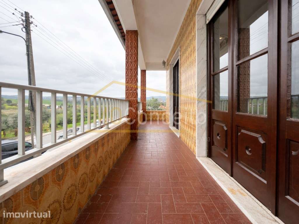 Moradia T3||Campo|| Tomar|| Espaço exterior|| - Grande imagem: 2/26
