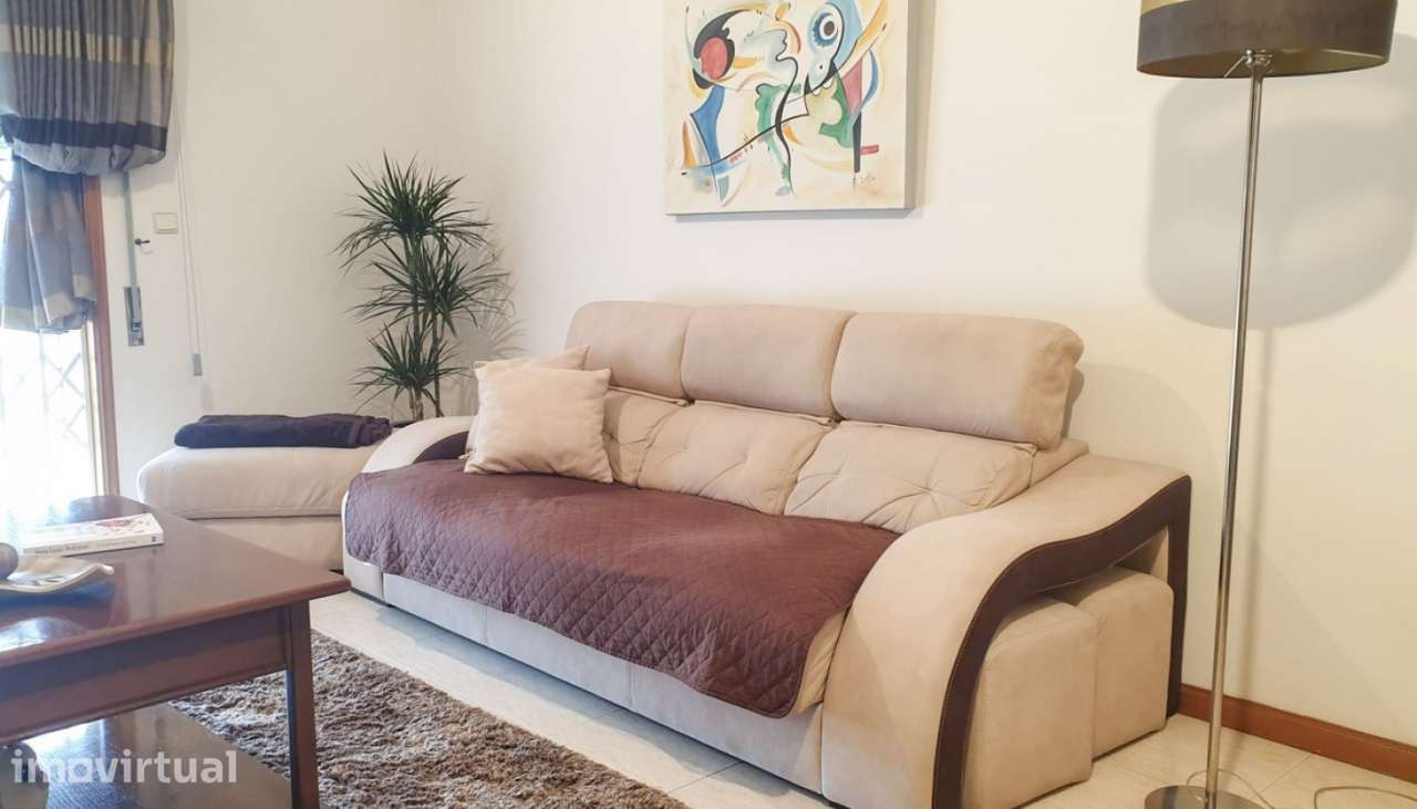 Venda de Apartamento T2 com terraço, Guilhabreu, Vila do Conde - Grande imagem: 3/23