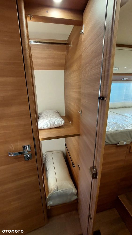 Carthago C-line 4.9 LE L - 23