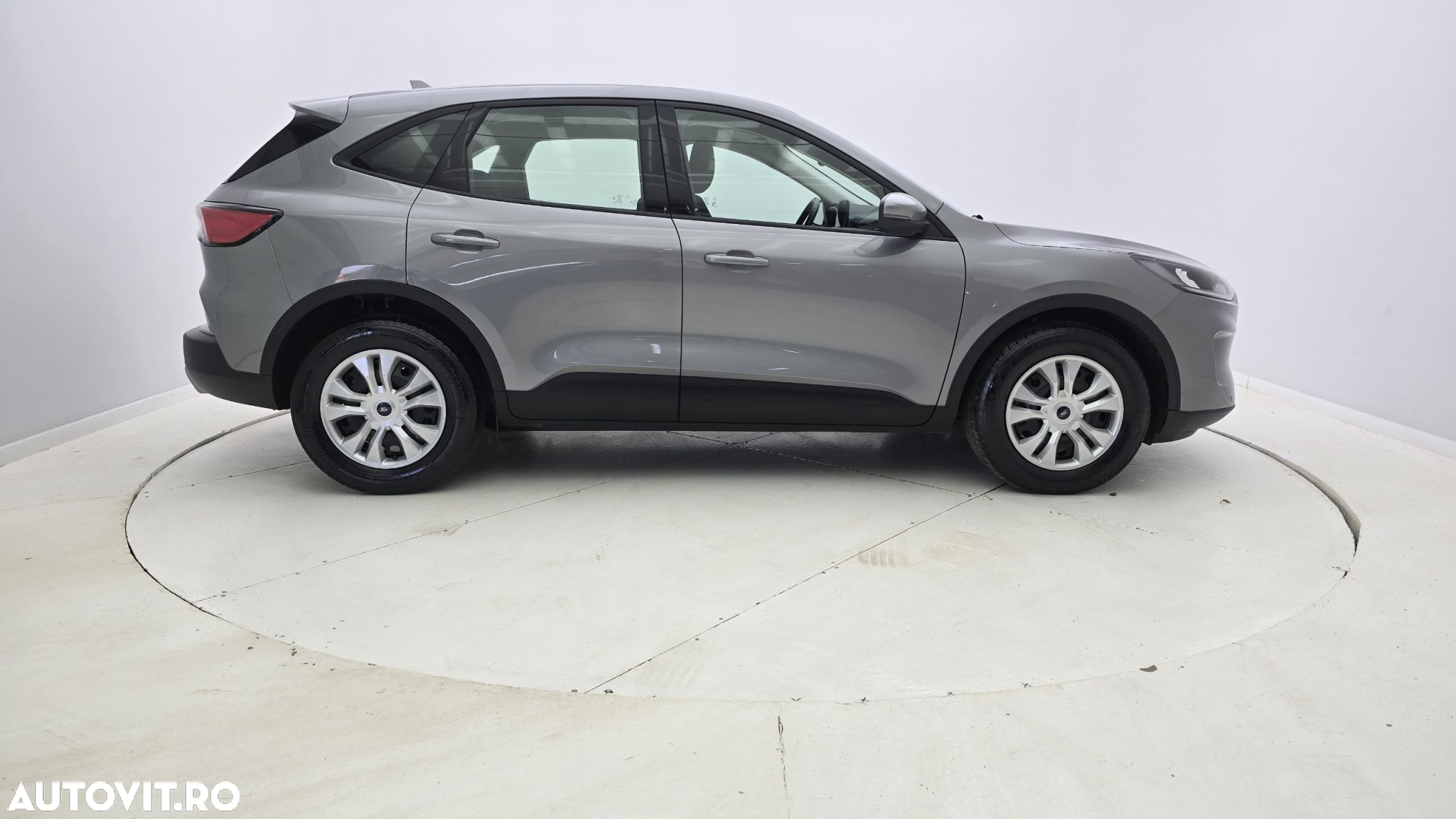 Ford Kuga 1.5 EcoBlue A8 FWD Trend - 5