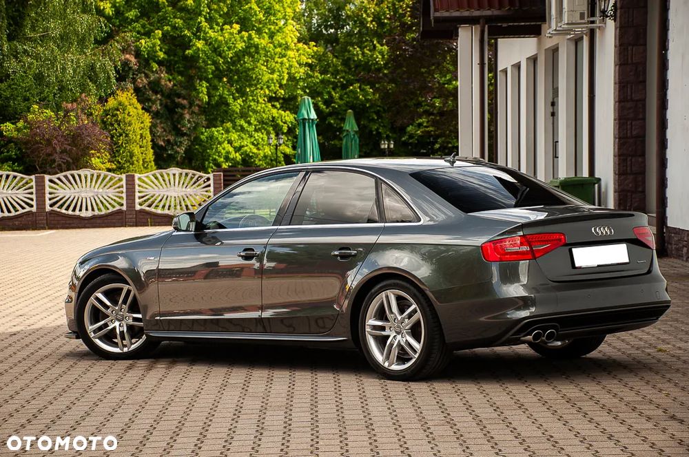 Audi A4 Limousine 1.8 TFSI quattro S line Sportpaket - 16
