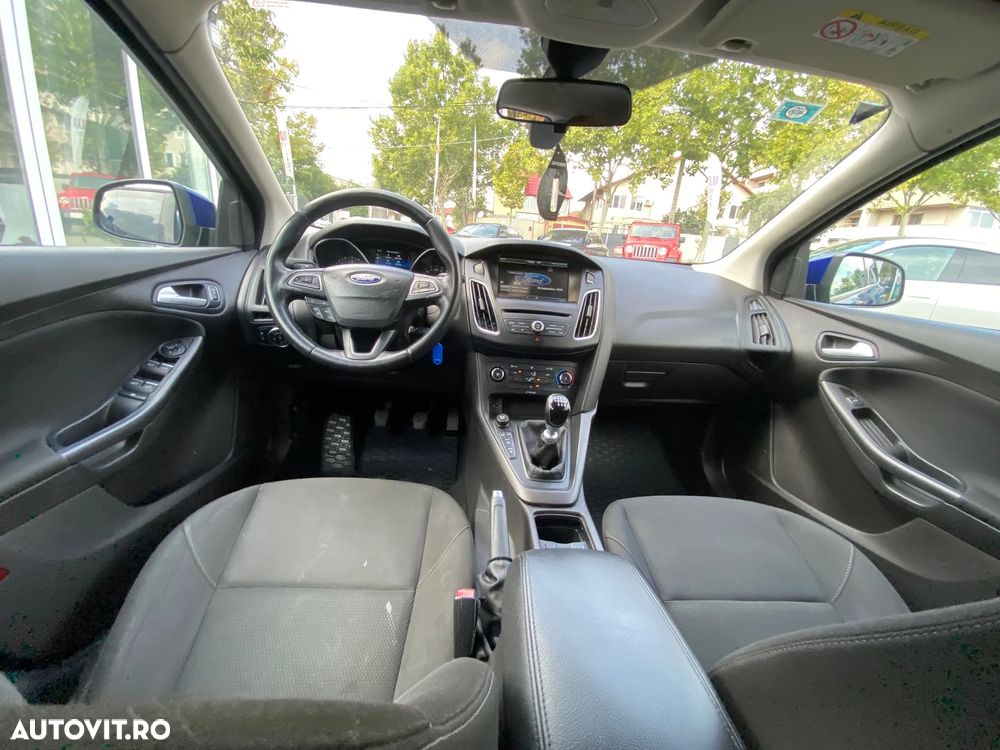 Ford Focus 1.5 TDCi DPF Start-Stopp-System Business - 11