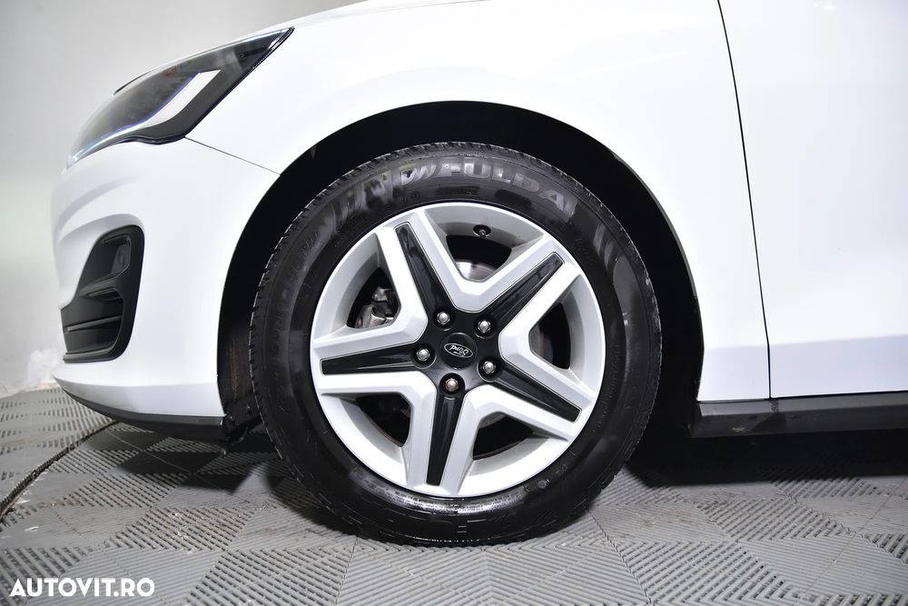Ford Focus - 14
