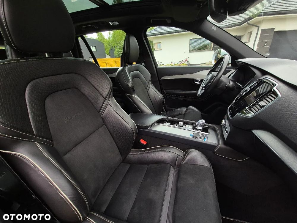 Volvo XC 90 T8 AWD Plug-In Hybrid R-Design 7os - 23