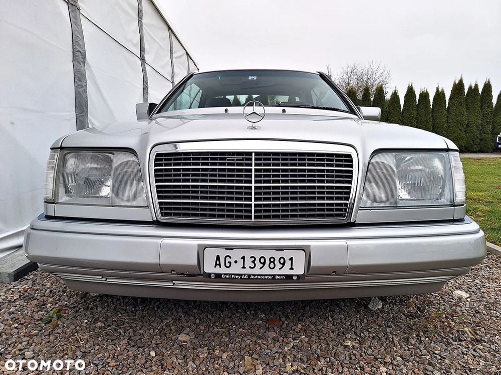 Mercedes-Benz W124 (1984-1993) - 18