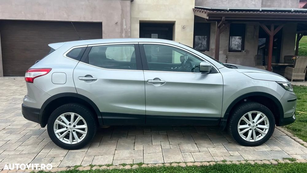 Nissan Qashqai 1.6 dCi DPF 4x4 Start/Stop acenta - 9