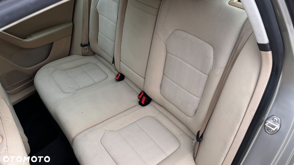 Volkswagen Passat 2.0 TDI Comfortline CityLine - 17