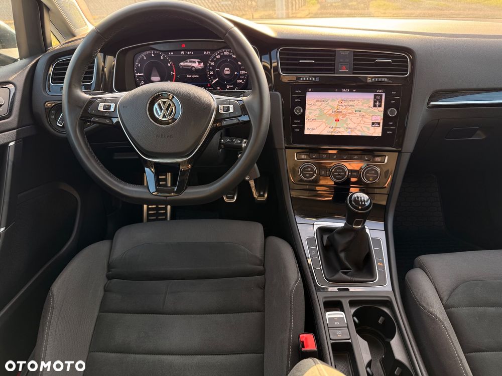 Volkswagen Golf Variant - 13