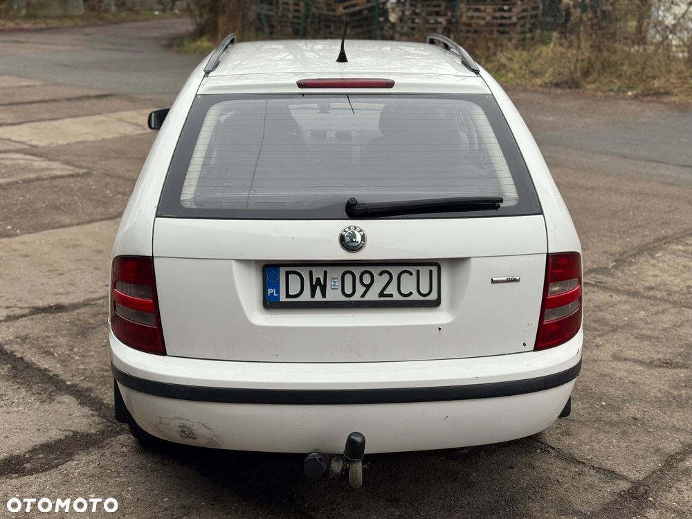 Skoda Fabia - 6