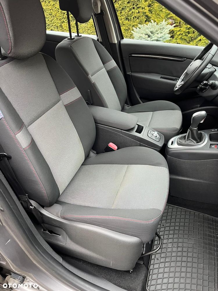 Renault Scenic dCi 110 EDC LIMITED - 19