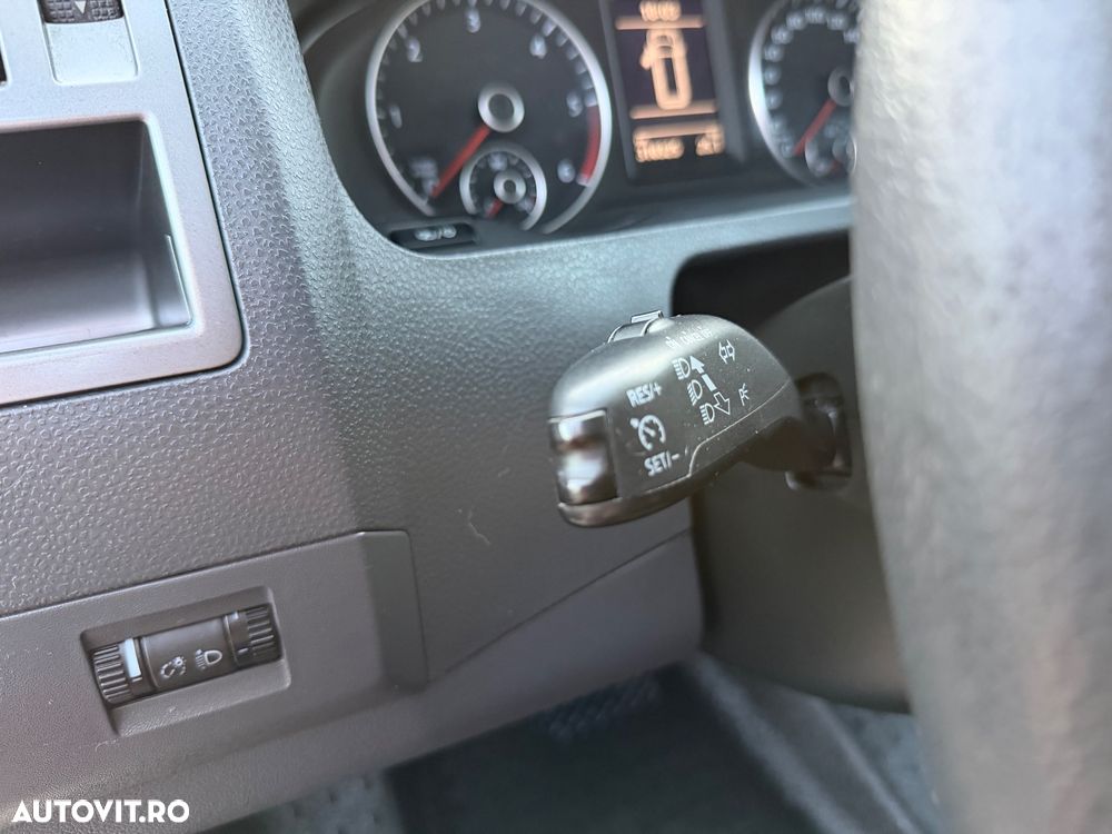 Volkswagen Transporter - 12