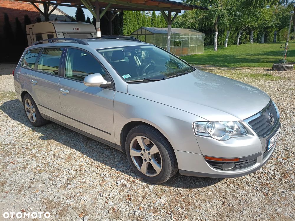 Volkswagen Passat 2.0 TDI Comfortline DSG - 1