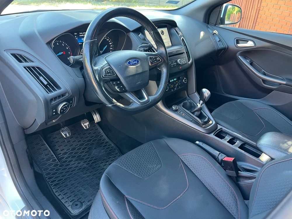 Ford Focus - 5