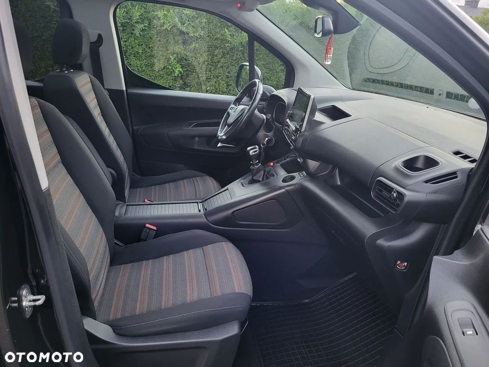 Opel Combo - 17
