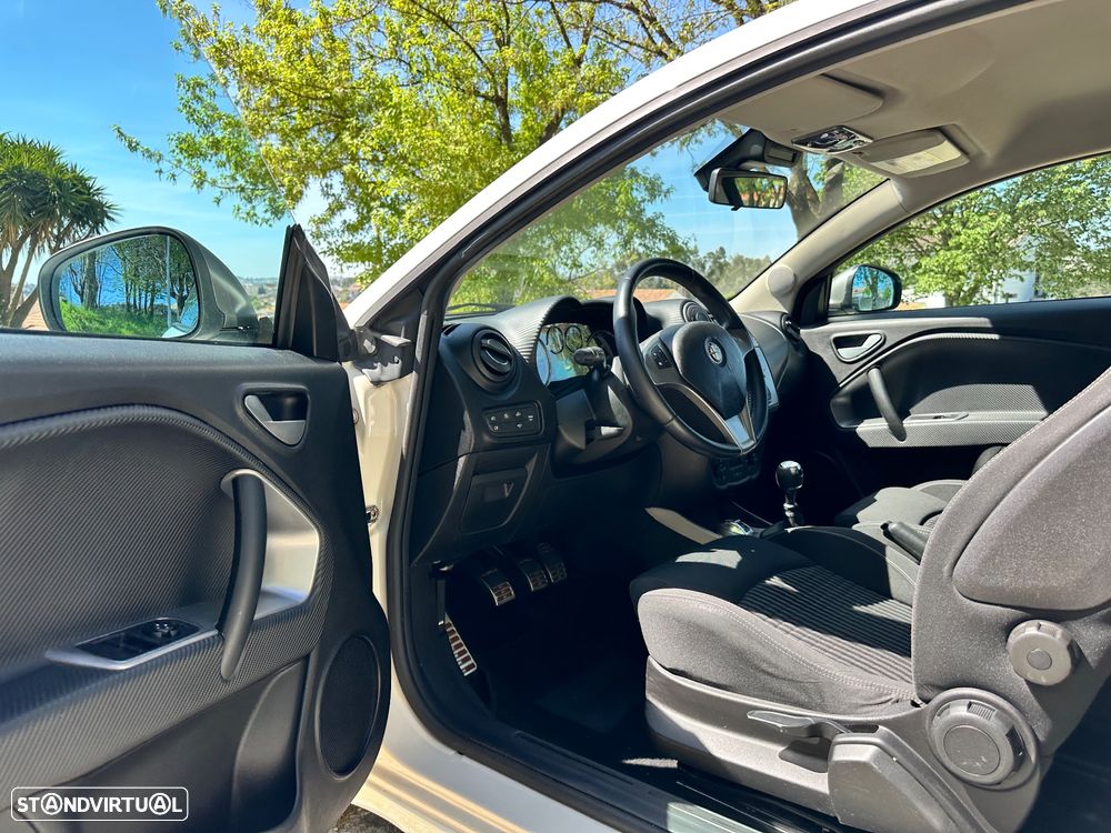 Alfa Romeo MiTo 1.3 JTD Distinctive - 17