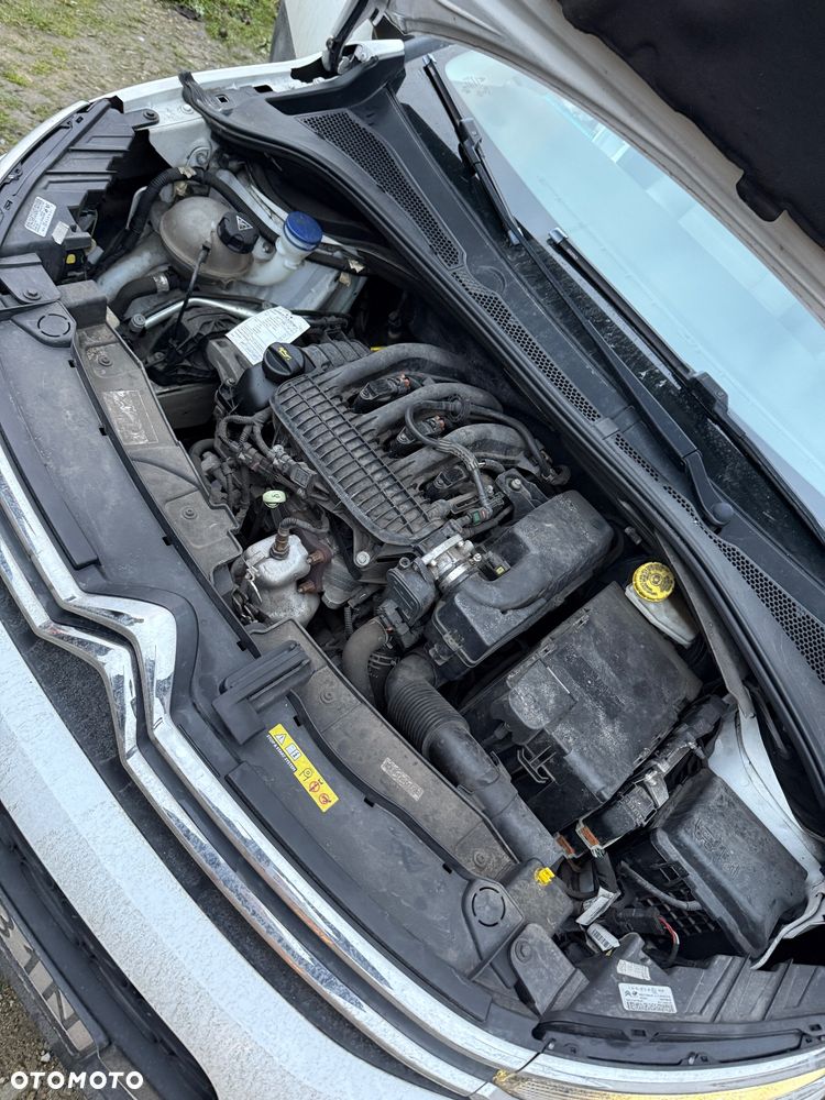 Citroën C3 1.2 PureTech Shine - 19