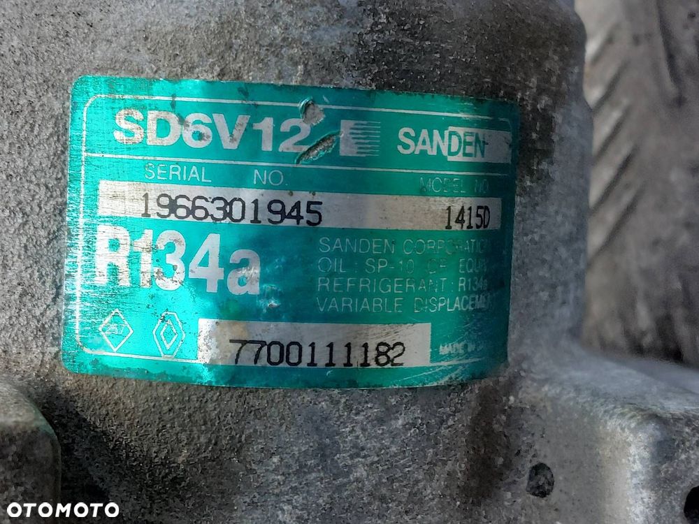 SPRĘŻARKA KOMPRESOR KLIMATYZACJI RENAULT CLIO II 1.2 8V 7700111182 - 2