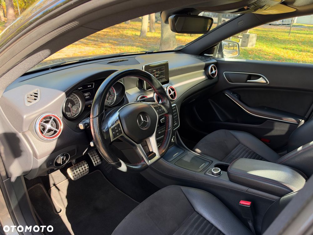 Mercedes-Benz CLA - 20