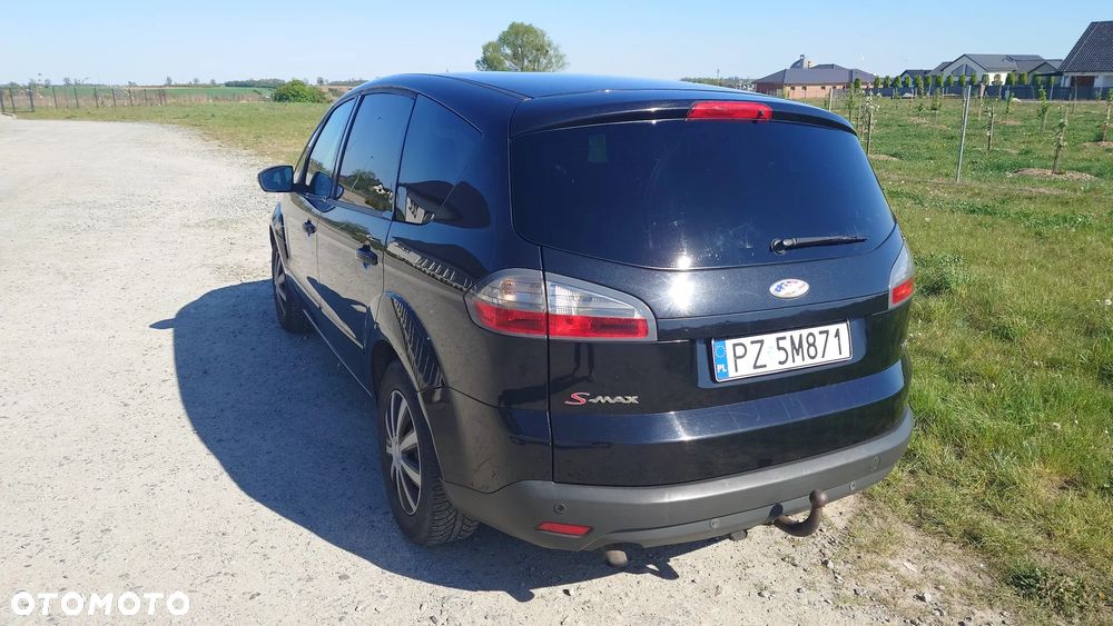 Ford S-Max 2.0 TDCi DPF Titanium - 6