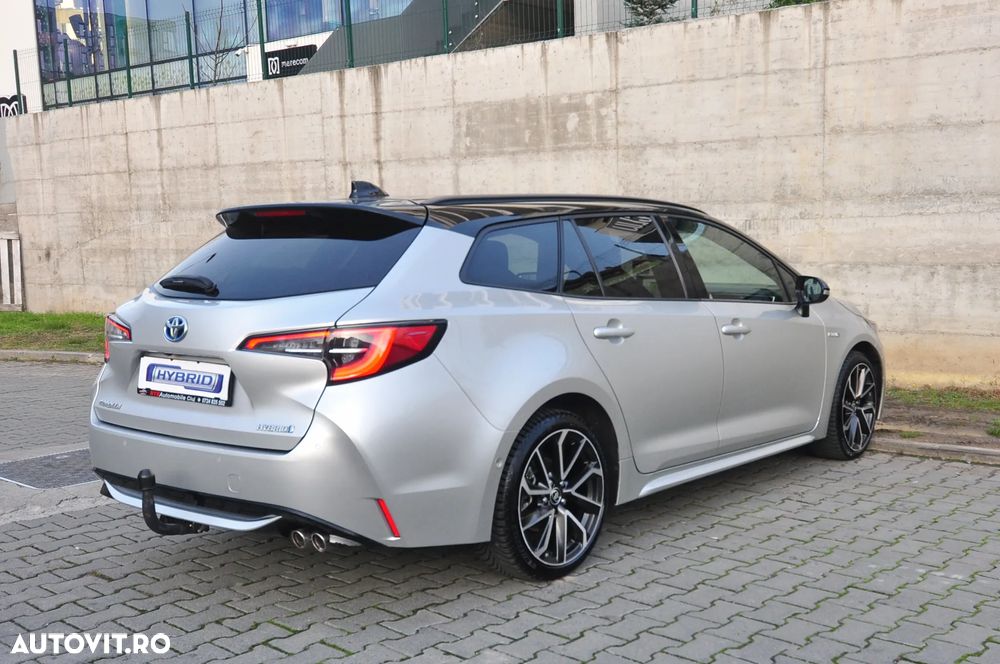 Toyota Corolla 2.0 HSD Exclusive Plus GR Sport Bi-Tone - 4