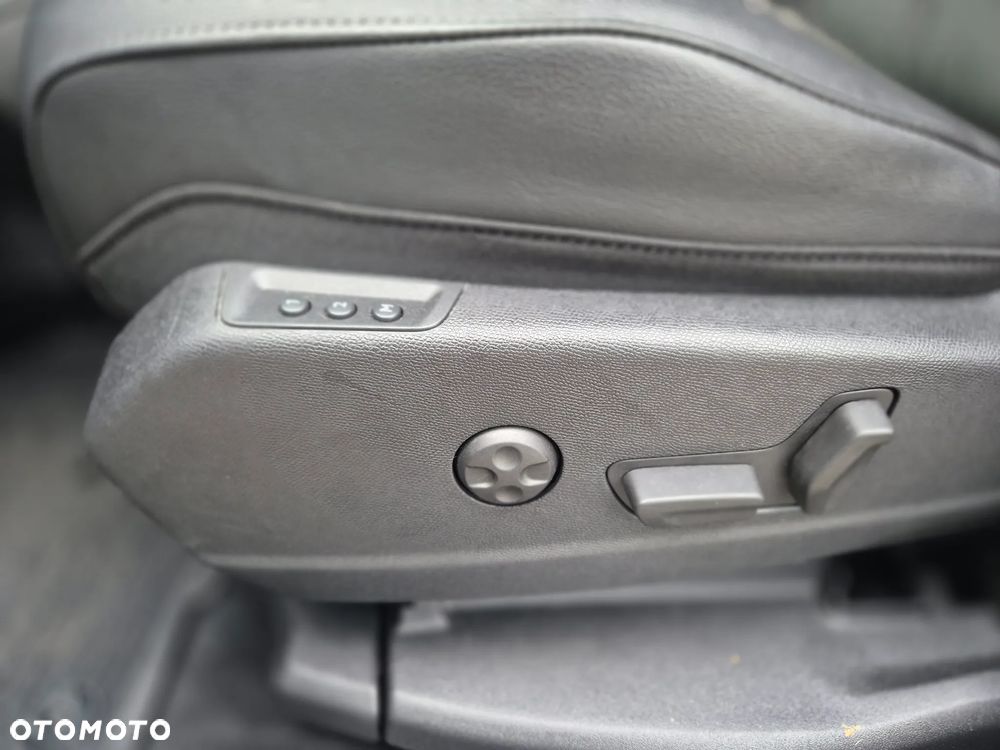 DS Automobiles DS 7 Crossback - 25