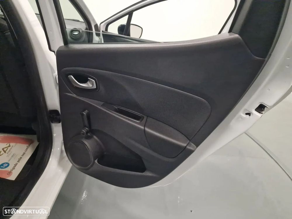 Renault Clio - 35