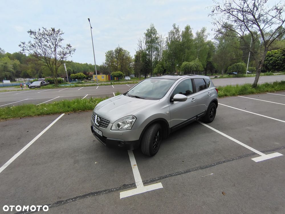 Nissan Qashqai 2.0 tekna - 1