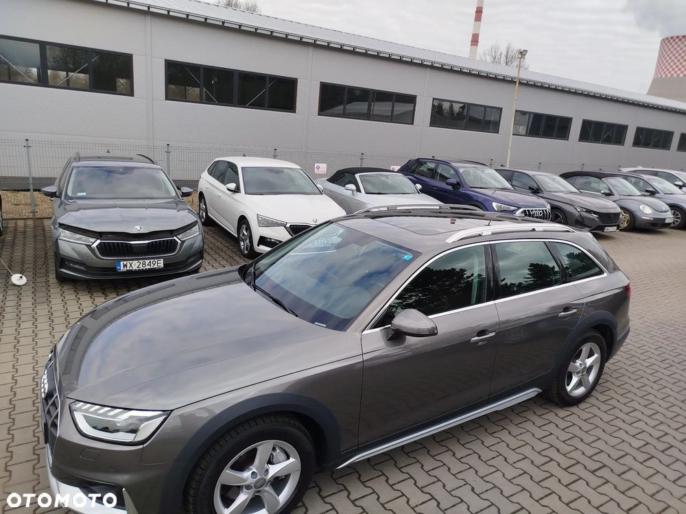 Audi A4 Allroad 45 TFSI Quattro S tronic - 11