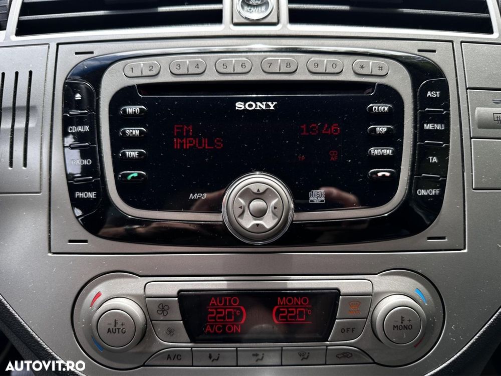 Ford Kuga 2.0 TDCi Titanium - 24