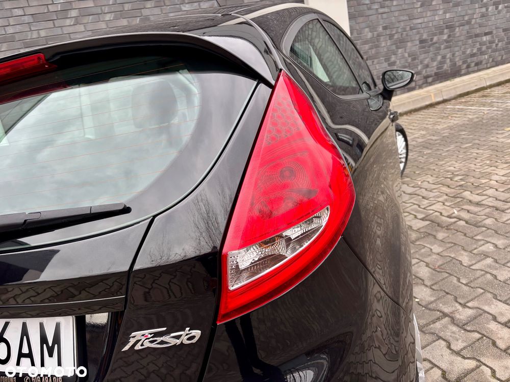 Ford Fiesta - 13