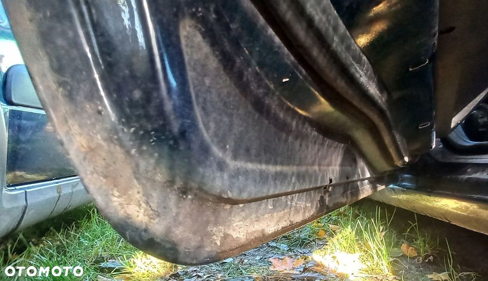 DRZWI TYLNE LEWE FORD MONDEO KOMBI MK IV V 6 - 5