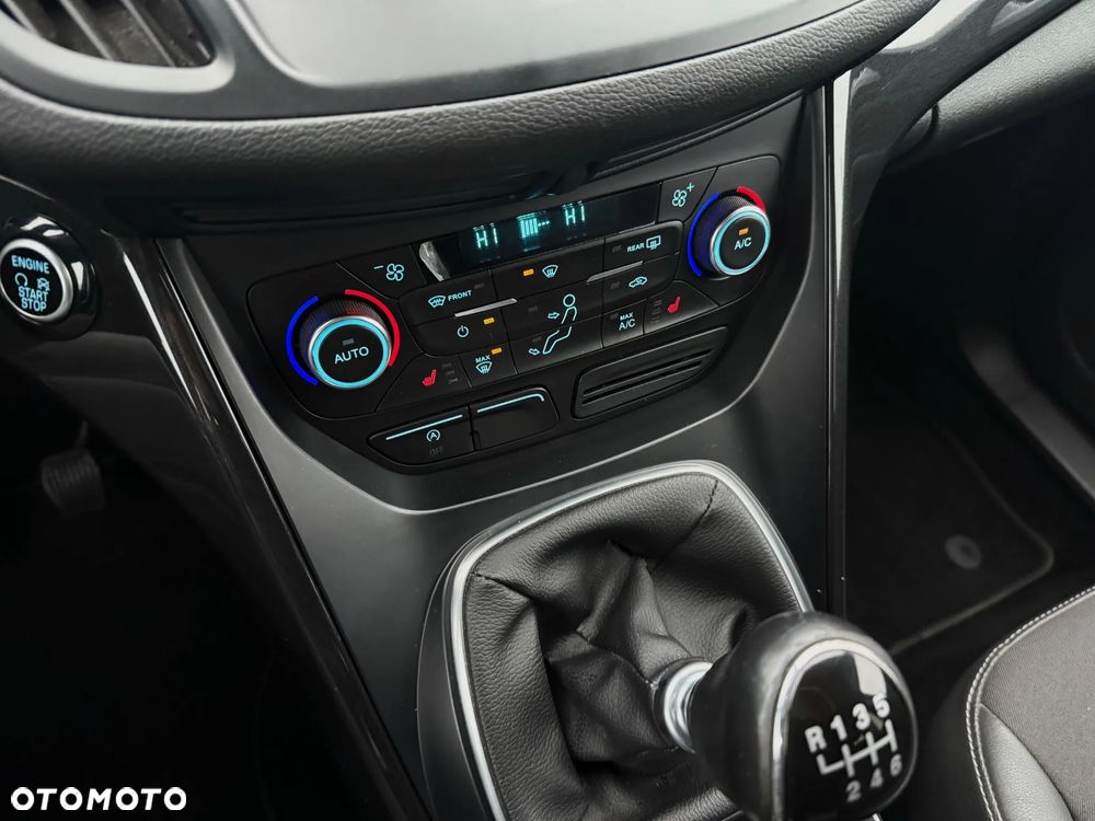 Ford Kuga 2.0 TDCi 4x2 Titanium - 18