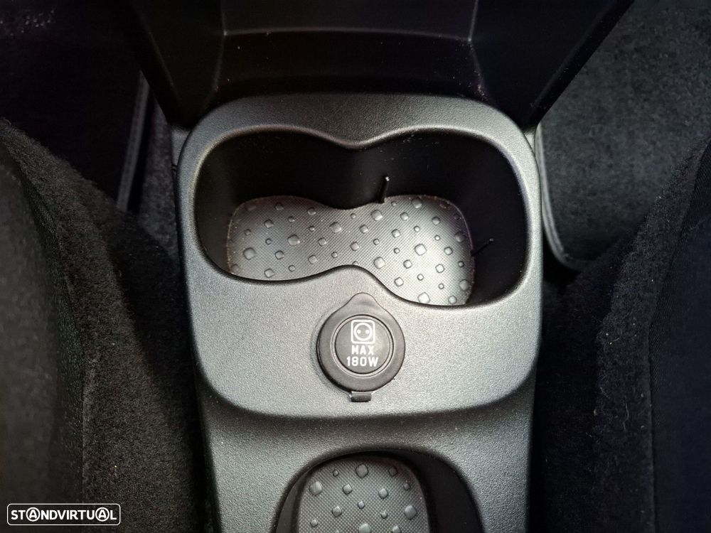 Fiat Panda 1.0 Hybrid City Cross - 21