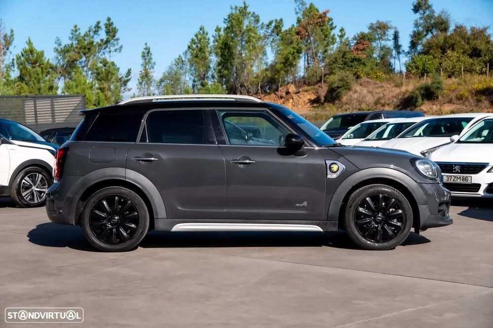 MINI Countryman Cooper SE ALL4 Auto - 10